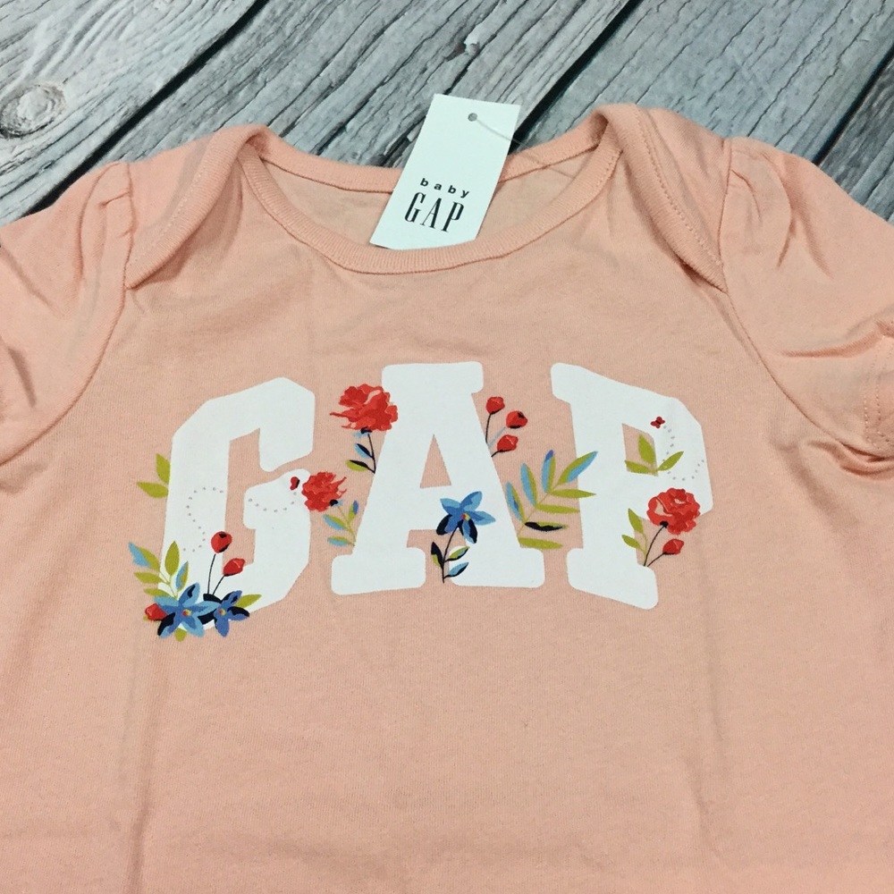 Gap Girls 0 3 6 Months Shirt & Shorts Outfit - Picture 3 of 5